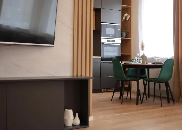 Апартаменты Beautiful And Stylish 2 Bedroom In The Center And In The Pedestrian Zone Братислава