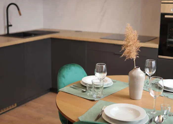 Beautiful And Stylish 2 Bedroom In The Center And In The Pedestrian Zone Братислава