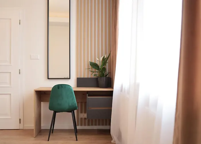 Апартаменты Beautiful And Stylish 2 Bedroom In The Center And In The Pedestrian Zone *