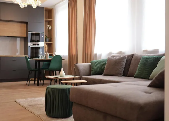Beautiful And Stylish 2 Bedroom In The Center And In The Pedestrian Zone