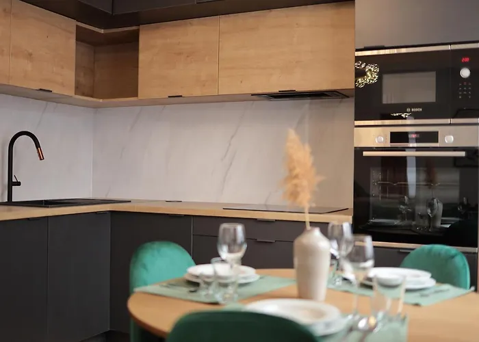 Beautiful And Stylish 2 Bedroom In The Center And In The Pedestrian Zone 브라티슬라바