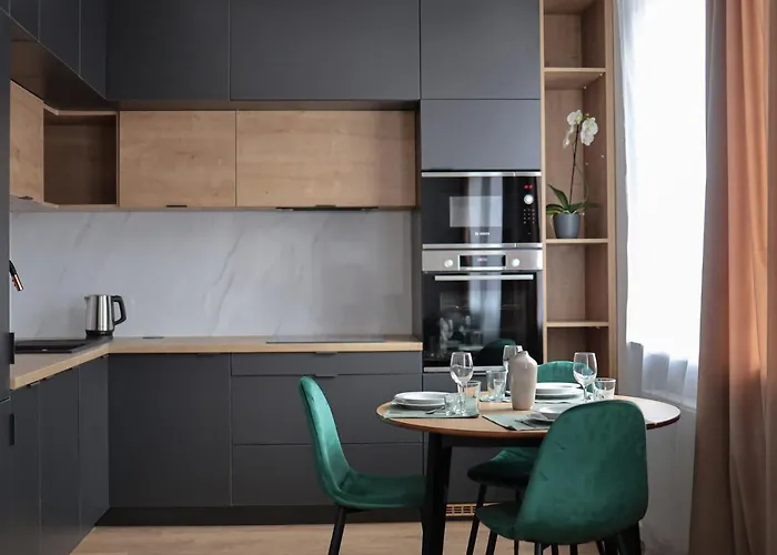 Beautiful And Stylish 2 Bedroom In The Center And In The Pedestrian Zone 아파트